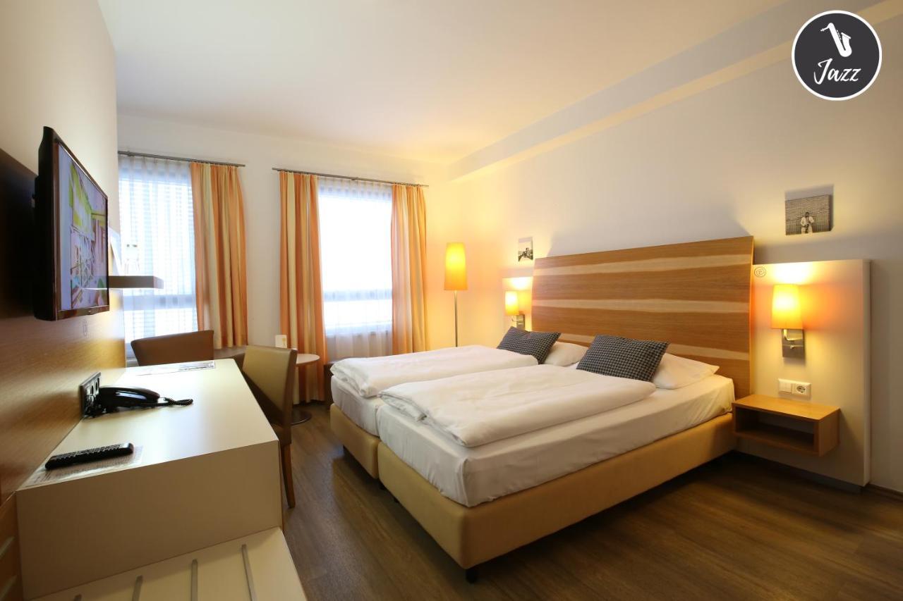 Arte Hotel Wien Stadthalle Екстер'єр фото