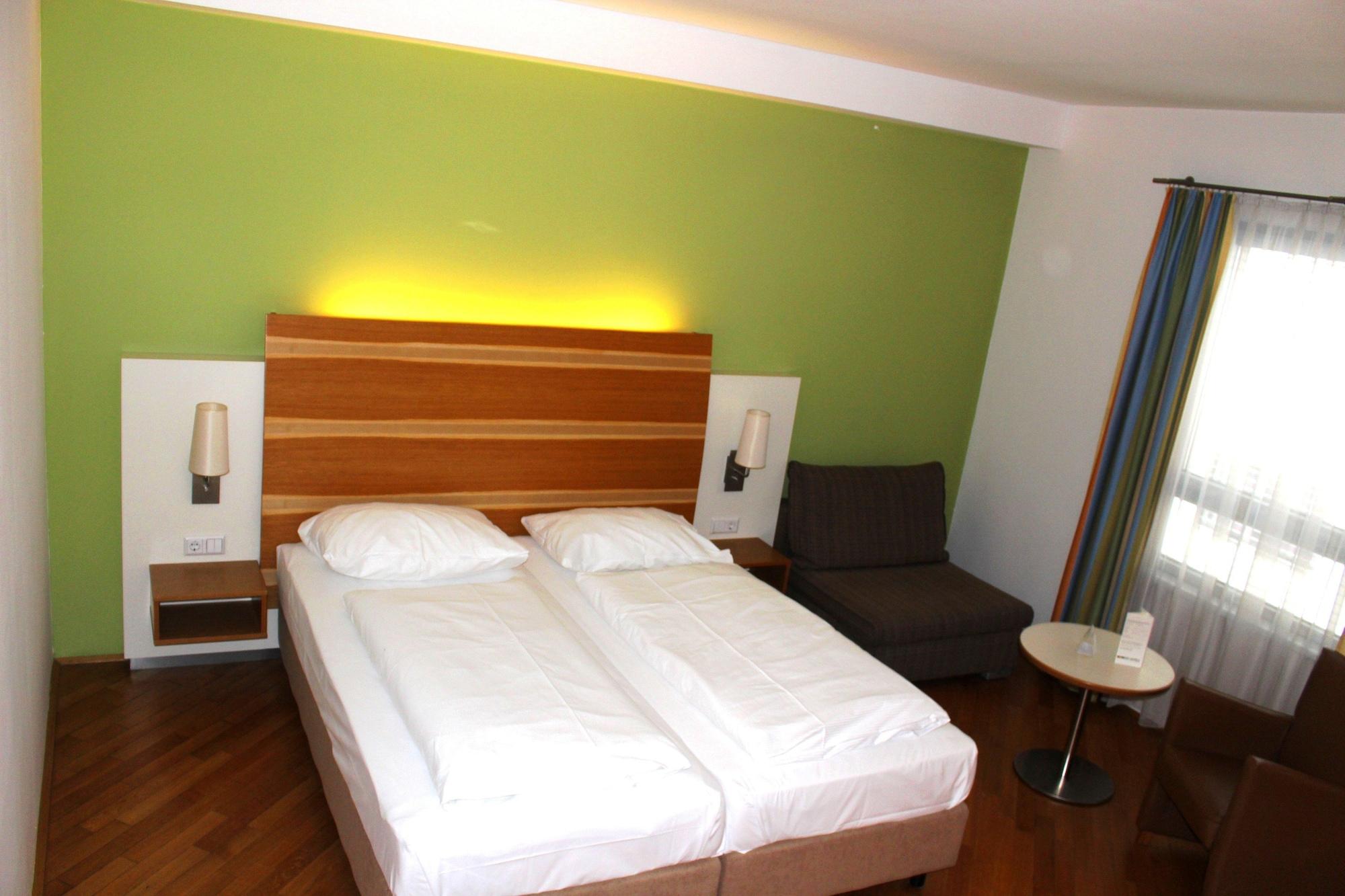 Arte Hotel Wien Stadthalle Екстер'єр фото