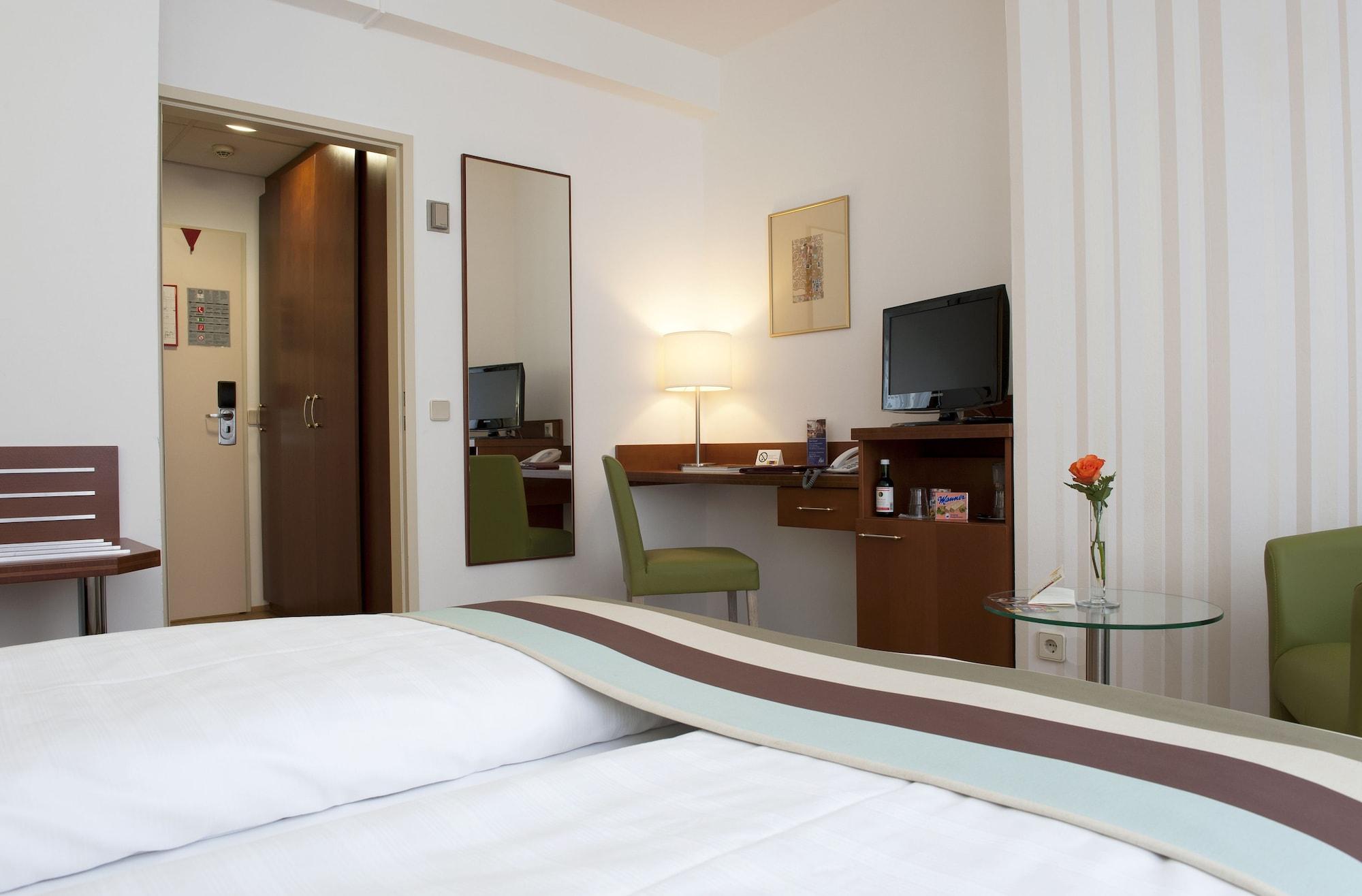 Arte Hotel Wien Stadthalle Екстер'єр фото